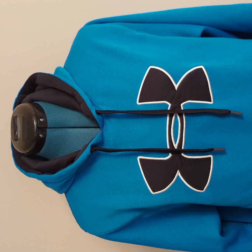 Under Armour Sweatshirt